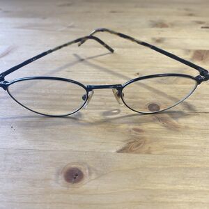 BADA Los Angeles Black Oval Eyeglass Frame Vtg Glasses 48-21 140 BL 1652